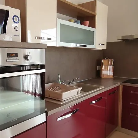House Olly Vikendica