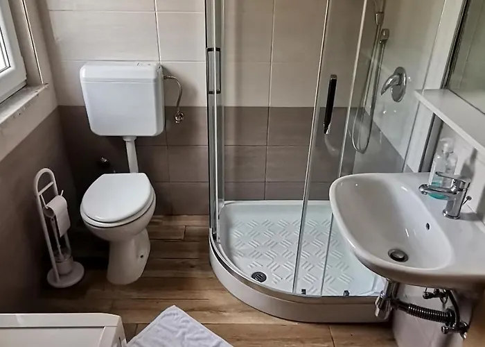 House Olly בית נופש רוביני